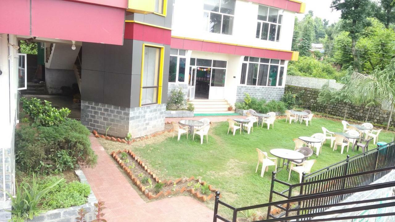 Highland Village Resort Dharamshala Exterior photo